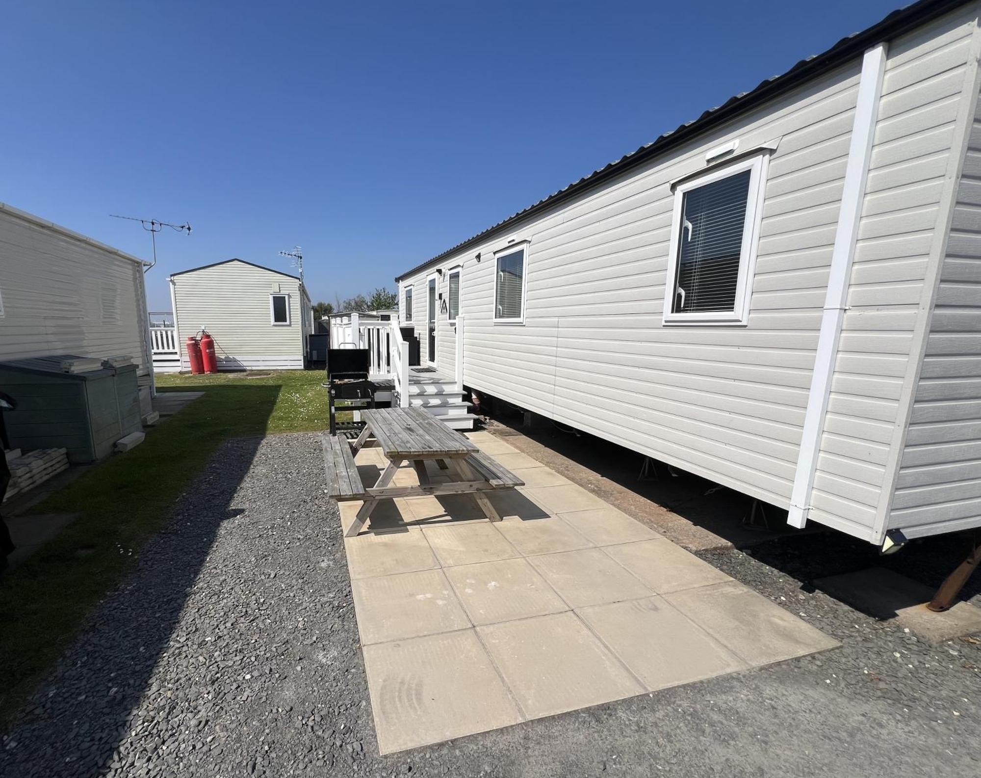 3 Bedroom Modern Caravan Sleeps Up To 8 밀롬 외부 사진